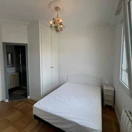 Pour 2 Personnes A Apartment